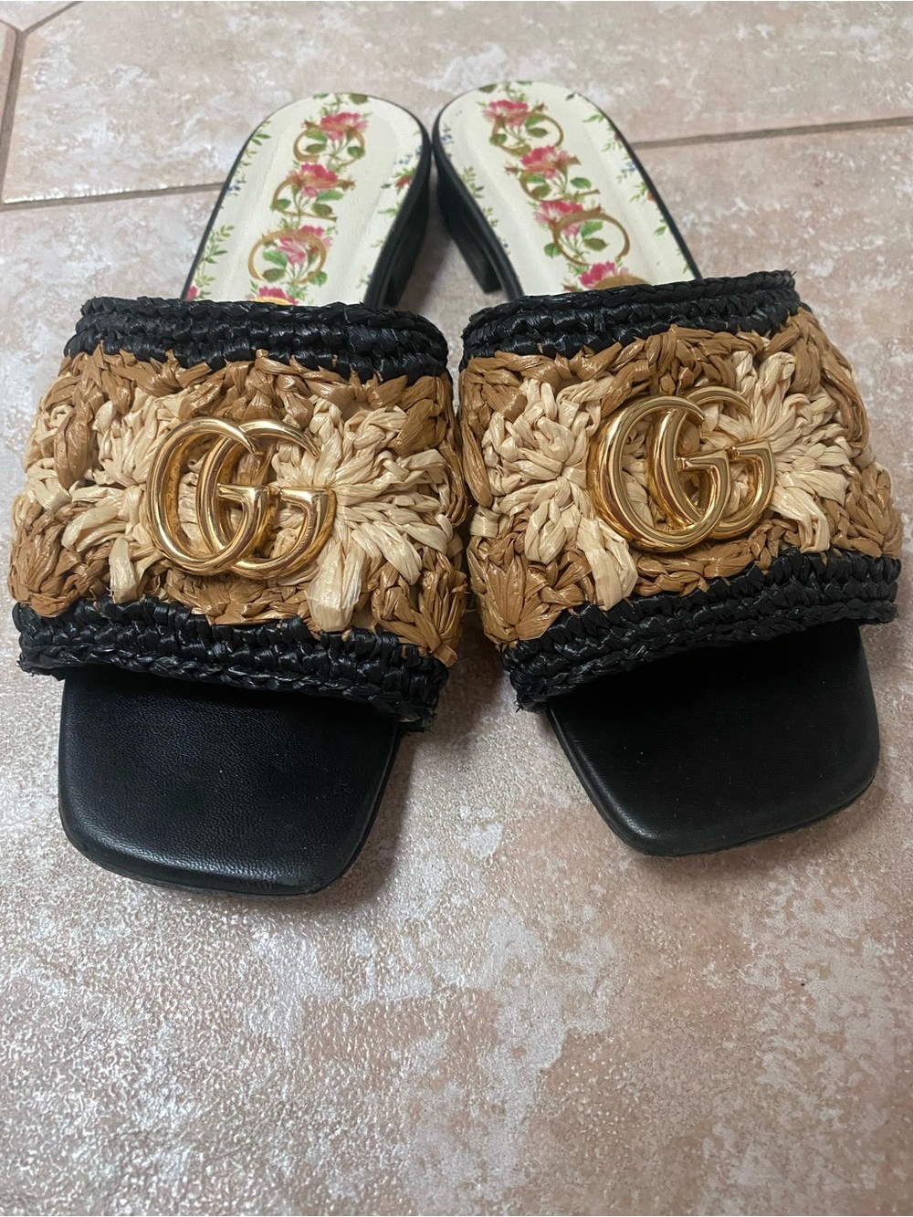 Gucci Double G Slide Sandal Woven Raffia